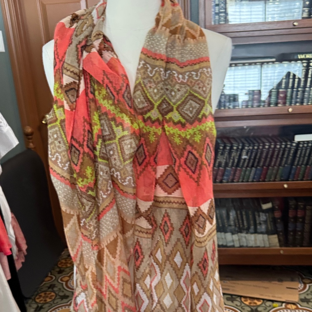 Colorful Geometric Pattern Lightweight Scarf - image 4